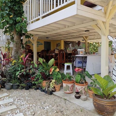 Tree In Town ทรีอินทาวน์ Villa Фаталунг Екстериор снимка